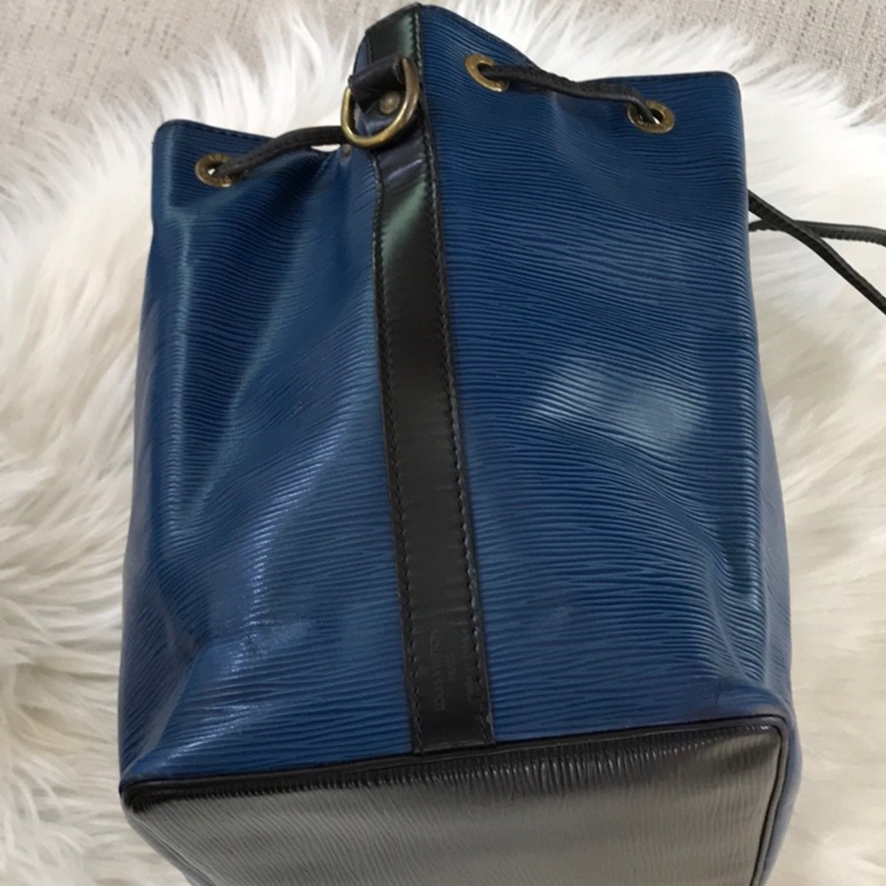 Authentic Louis Vuitton Noe - Picture 3 of 16